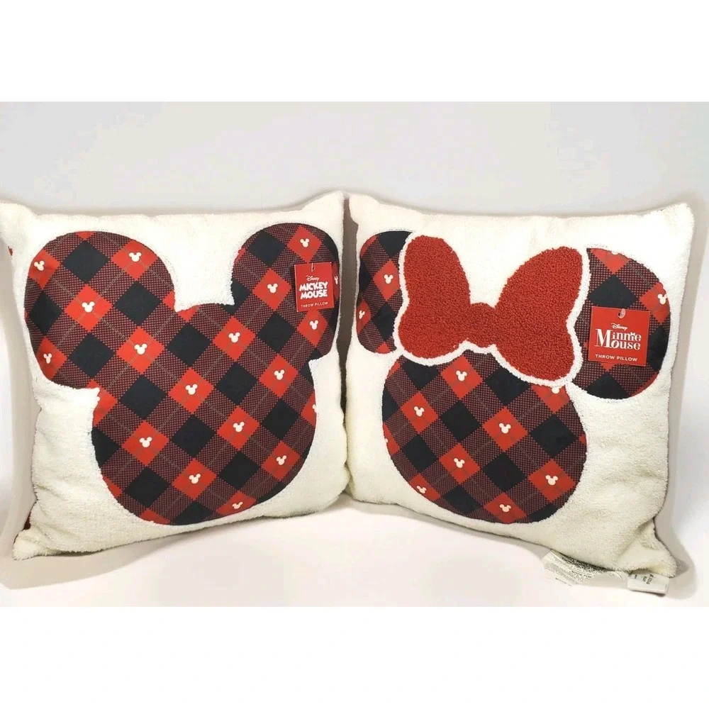 Christmas Throw Pillow Mickey Mouse & Minnie Mouse Disney New with tags (2)